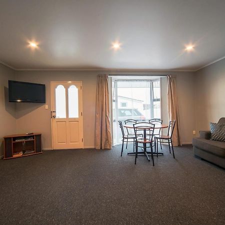 Coronation Park Motels Ashburton Dış mekan fotoğraf