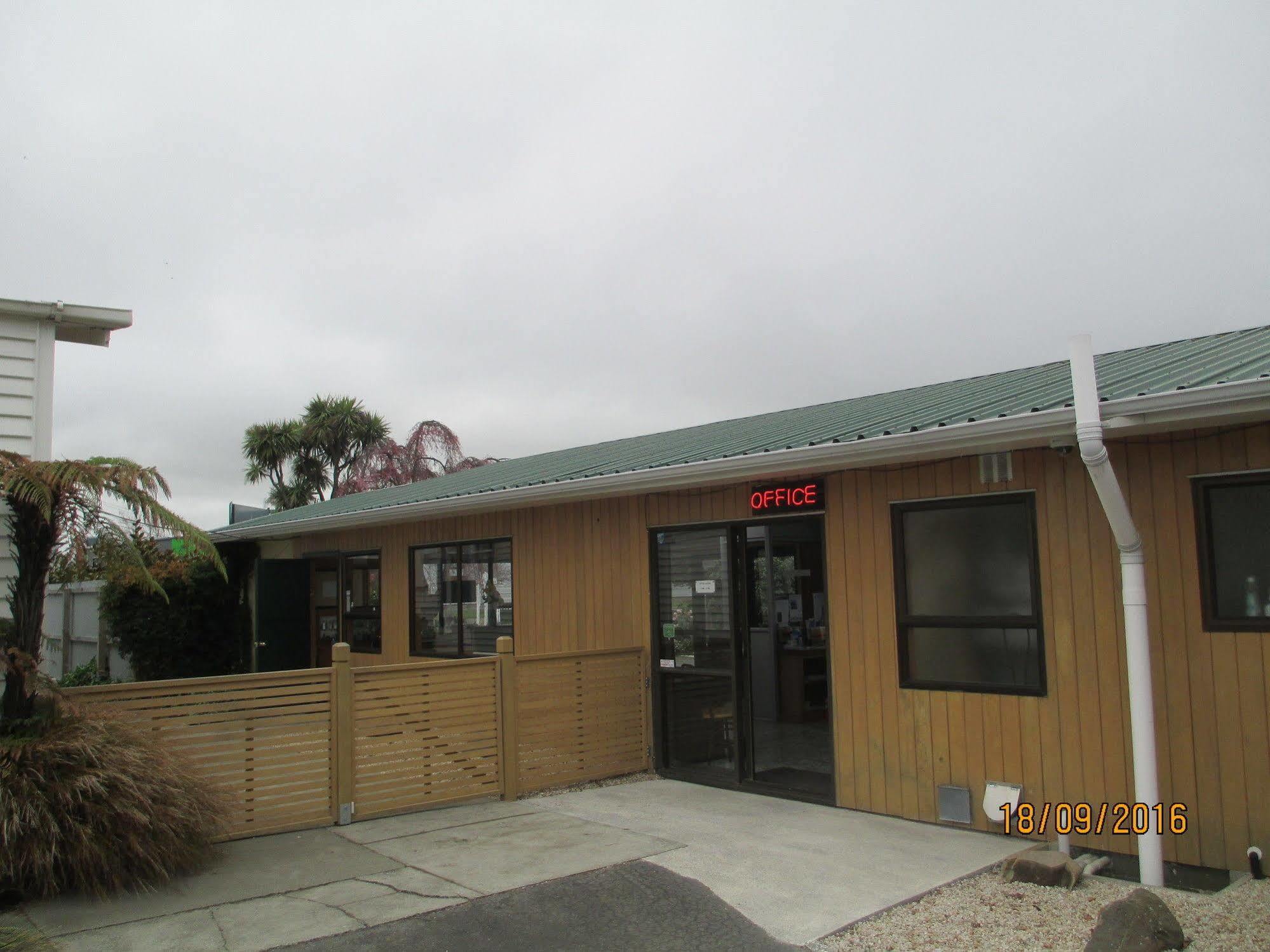 Coronation Park Motels Ashburton Dış mekan fotoğraf