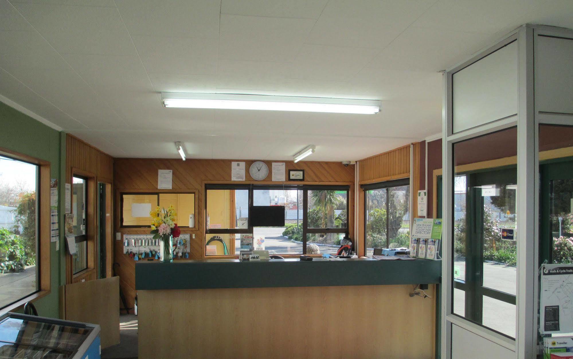 Coronation Park Motels Ashburton Dış mekan fotoğraf