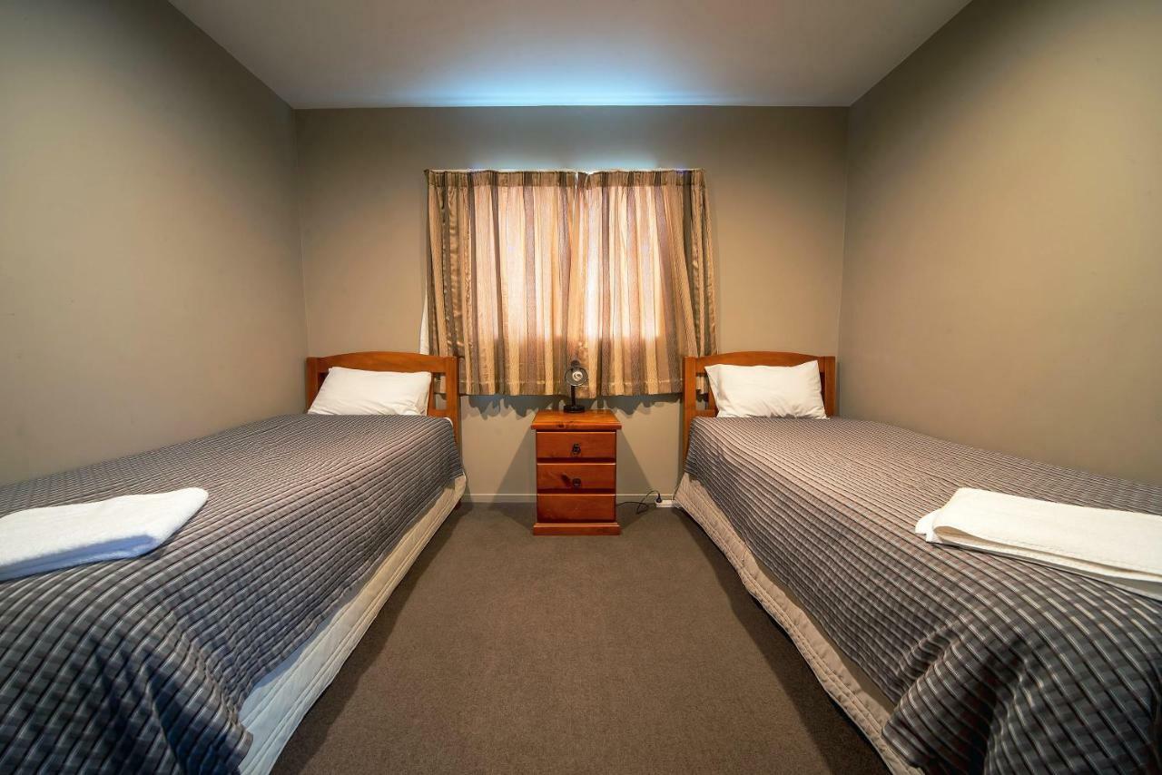 Coronation Park Motels Ashburton Dış mekan fotoğraf